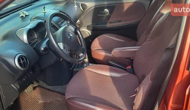 Помаранчевий Ніссан Ноут, об'ємом двигуна 1.6 л та пробігом 150 тис. км за 6500 $, фото 2 на Automoto.ua