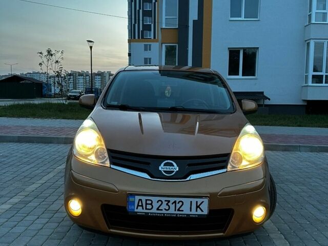 Помаранчевий Ніссан Ноут, об'ємом двигуна 1.39 л та пробігом 227 тис. км за 4700 $, фото 6 на Automoto.ua