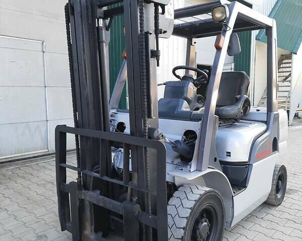 Сірий Ніссан ПХ, об'ємом двигуна 2.1 л та пробігом 0 тис. км за 8700 $, фото 1 на Automoto.ua