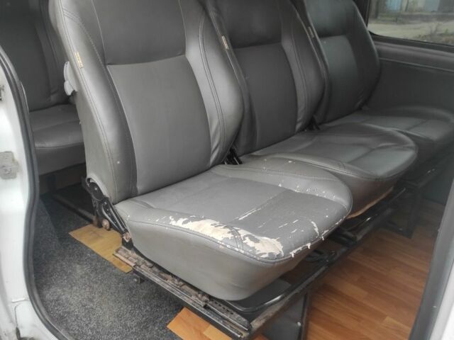 Белый Ниссан Патфайндер, объемом двигателя 1.9 л и пробегом 319 тыс. км за 6700 $, фото 7 на Automoto.ua