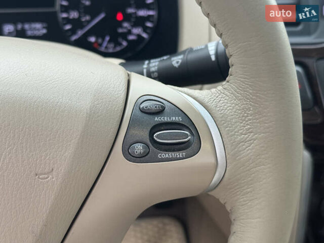 Белый Ниссан Патфайндер, объемом двигателя 3.5 л и пробегом 267 тыс. км за 13499 $, фото 20 на Automoto.ua