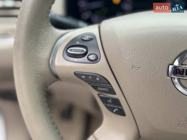 Белый Ниссан Патфайндер, объемом двигателя 3.5 л и пробегом 267 тыс. км за 13499 $, фото 19 на Automoto.ua