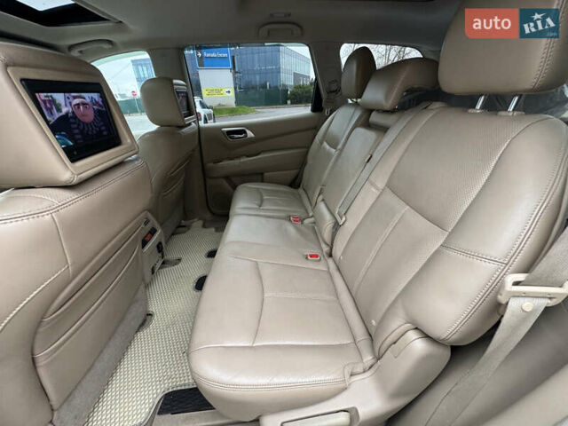 Белый Ниссан Патфайндер, объемом двигателя 3.5 л и пробегом 267 тыс. км за 13499 $, фото 30 на Automoto.ua