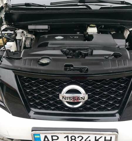 Белый Ниссан Патфайндер, объемом двигателя 3.5 л и пробегом 250 тыс. км за 12700 $, фото 28 на Automoto.ua