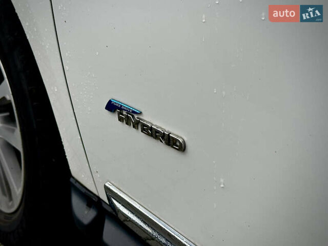 Белый Ниссан Патфайндер, объемом двигателя 2.5 л и пробегом 220 тыс. км за 11900 $, фото 7 на Automoto.ua