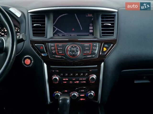 Білий Ніссан Патфайндер, об'ємом двигуна 2.5 л та пробігом 223 тис. км за 13490 $, фото 52 на Automoto.ua