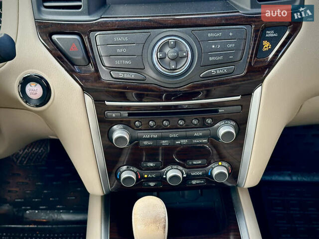 Белый Ниссан Патфайндер, объемом двигателя 2.5 л и пробегом 220 тыс. км за 11900 $, фото 18 на Automoto.ua