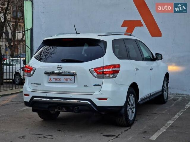 Білий Ніссан Патфайндер, об'ємом двигуна 2.5 л та пробігом 223 тис. км за 13490 $, фото 29 на Automoto.ua