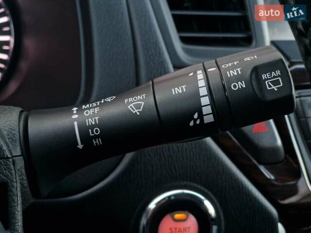 Білий Ніссан Патфайндер, об'ємом двигуна 2.5 л та пробігом 223 тис. км за 13490 $, фото 60 на Automoto.ua