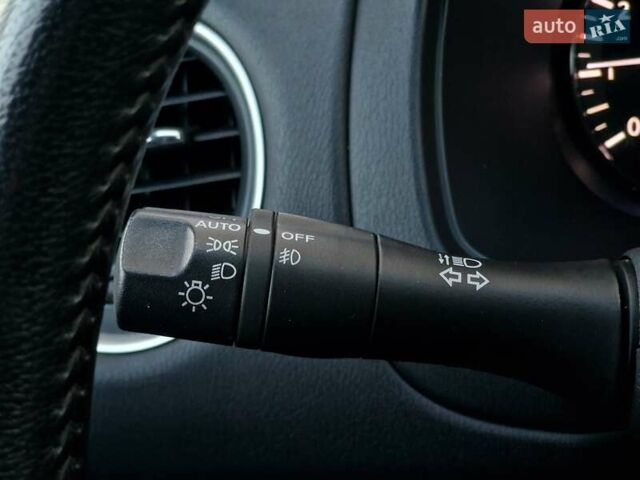 Білий Ніссан Патфайндер, об'ємом двигуна 2.5 л та пробігом 223 тис. км за 13490 $, фото 59 на Automoto.ua