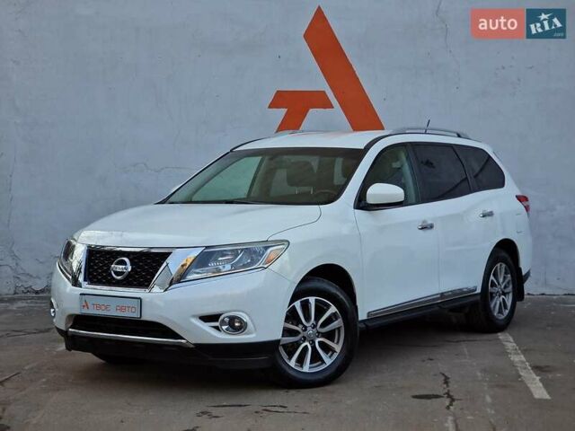 Білий Ніссан Патфайндер, об'ємом двигуна 2.5 л та пробігом 223 тис. км за 13490 $, фото 11 на Automoto.ua