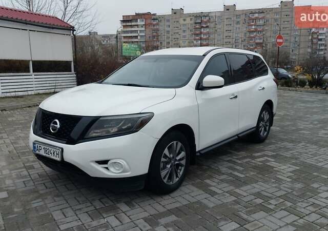 Белый Ниссан Патфайндер, объемом двигателя 3.5 л и пробегом 250 тыс. км за 12700 $, фото 12 на Automoto.ua