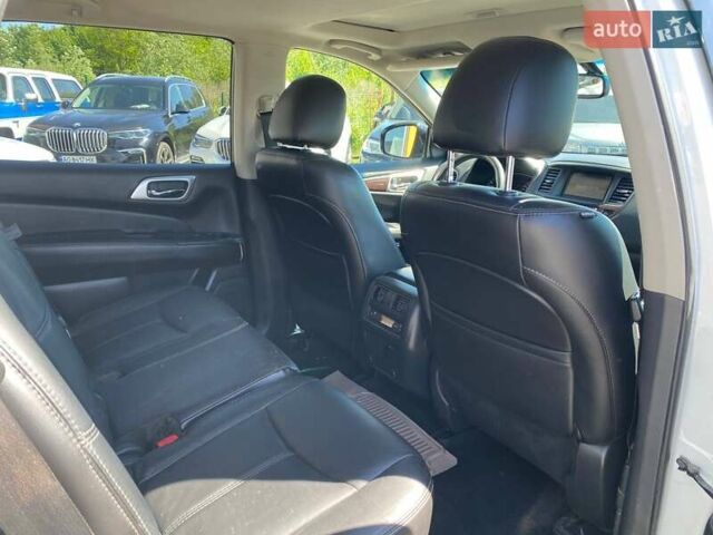 Белый Ниссан Патфайндер, объемом двигателя 2.5 л и пробегом 254 тыс. км за 13500 $, фото 24 на Automoto.ua