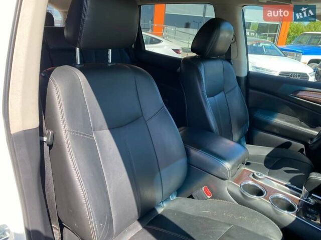 Белый Ниссан Патфайндер, объемом двигателя 2.5 л и пробегом 254 тыс. км за 13500 $, фото 26 на Automoto.ua