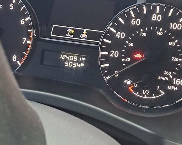 Белый Ниссан Патфайндер, объемом двигателя 3.5 л и пробегом 124 тыс. км за 13800 $, фото 17 на Automoto.ua