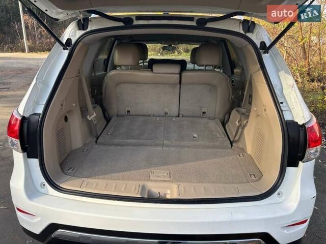 Білий Ніссан Патфайндер, об'ємом двигуна 3.5 л та пробігом 178 тис. км за 14700 $, фото 17 на Automoto.ua