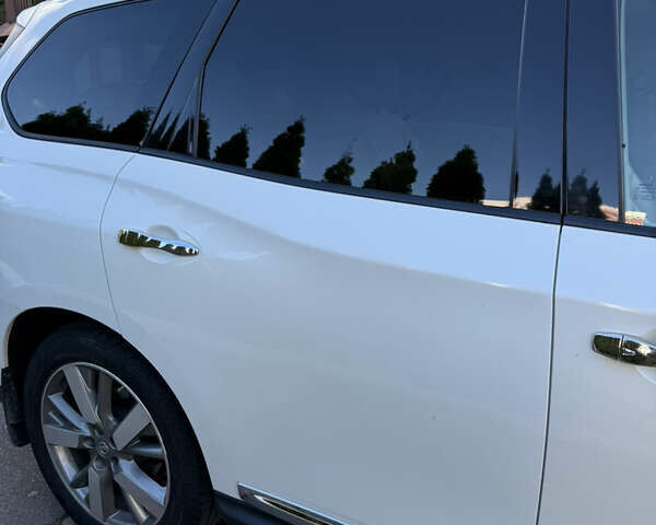 Белый Ниссан Патфайндер, объемом двигателя 3.5 л и пробегом 67 тыс. км за 15900 $, фото 13 на Automoto.ua