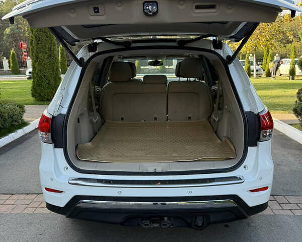 Белый Ниссан Патфайндер, объемом двигателя 3.5 л и пробегом 67 тыс. км за 15900 $, фото 46 на Automoto.ua