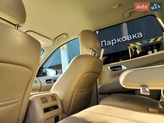 Белый Ниссан Патфайндер, объемом двигателя 3.5 л и пробегом 150 тыс. км за 11990 $, фото 44 на Automoto.ua