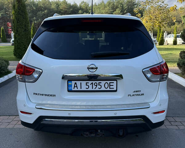 Белый Ниссан Патфайндер, объемом двигателя 3.5 л и пробегом 67 тыс. км за 15900 $, фото 16 на Automoto.ua