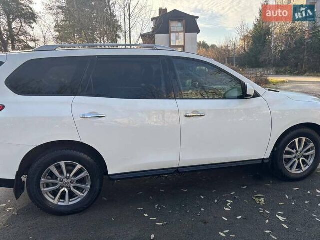 Білий Ніссан Патфайндер, об'ємом двигуна 3.5 л та пробігом 178 тис. км за 14700 $, фото 9 на Automoto.ua