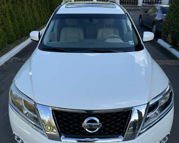 Белый Ниссан Патфайндер, объемом двигателя 3.5 л и пробегом 67 тыс. км за 15900 $, фото 3 на Automoto.ua