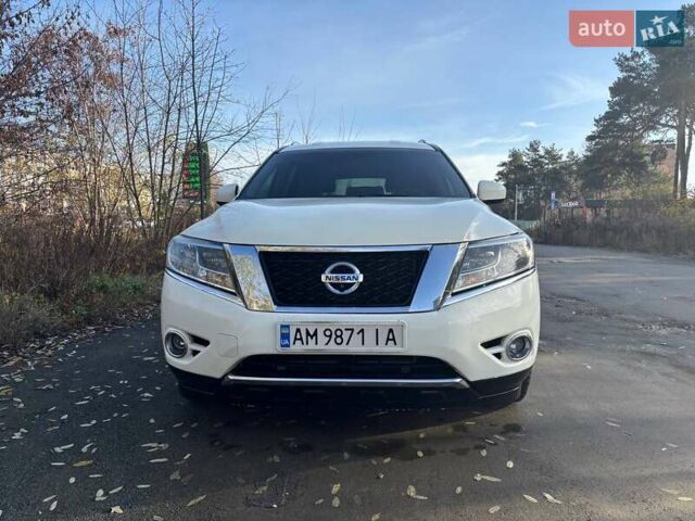 Білий Ніссан Патфайндер, об'ємом двигуна 3.5 л та пробігом 178 тис. км за 14700 $, фото 1 на Automoto.ua
