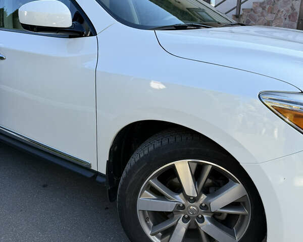 Белый Ниссан Патфайндер, объемом двигателя 3.5 л и пробегом 67 тыс. км за 15900 $, фото 11 на Automoto.ua