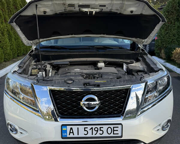 Белый Ниссан Патфайндер, объемом двигателя 3.5 л и пробегом 67 тыс. км за 15900 $, фото 49 на Automoto.ua