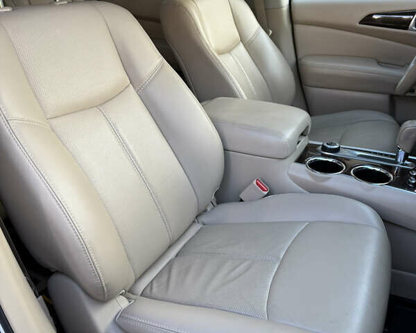 Белый Ниссан Патфайндер, объемом двигателя 3.5 л и пробегом 67 тыс. км за 15900 $, фото 44 на Automoto.ua