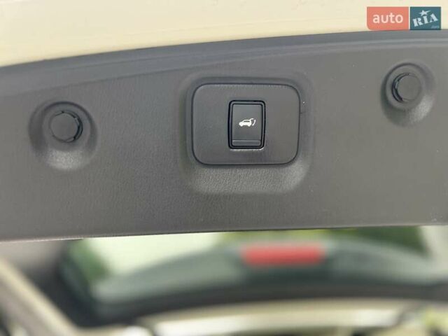 Ніссан Патфайндер 2017 у Красилове на Automoto.ua Білий Ніссан Патфайндер, об'ємом двигуна 3.5 л та пробігом 49 тис. км за 18600 $, фото 6 на Automoto.ua