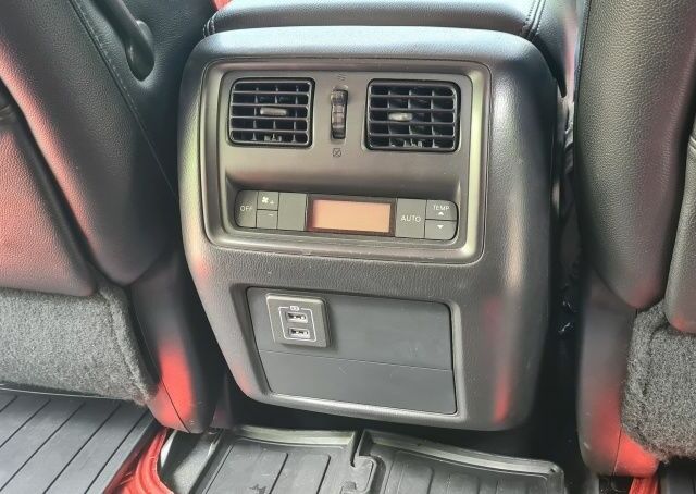 Білий Ніссан Патфайндер, об'ємом двигуна 3.5 л та пробігом 69 тис. км за 17800 $, фото 9 на Automoto.ua