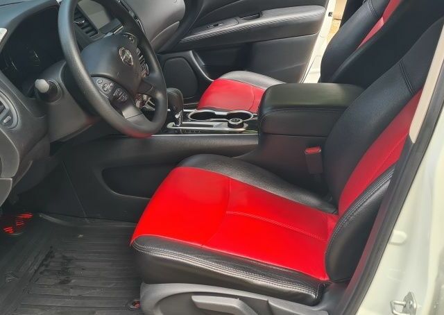 Білий Ніссан Патфайндер, об'ємом двигуна 3.5 л та пробігом 69 тис. км за 17800 $, фото 7 на Automoto.ua