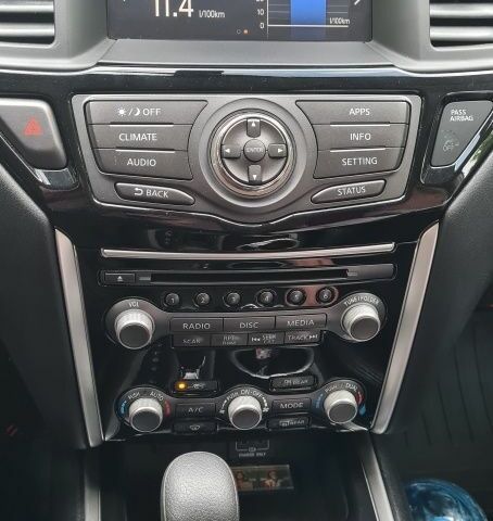 Білий Ніссан Патфайндер, об'ємом двигуна 3.5 л та пробігом 69 тис. км за 17800 $, фото 6 на Automoto.ua