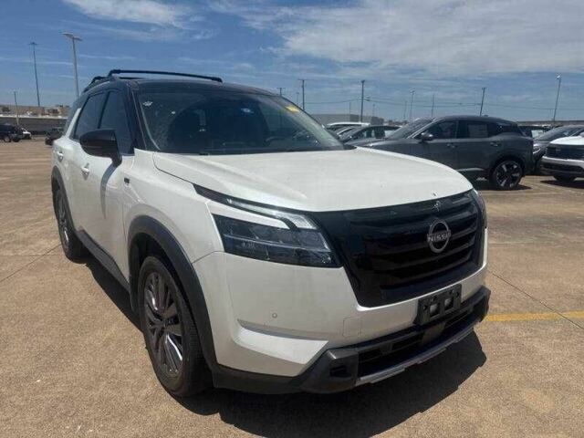 Белый Ниссан Патфайндер, объемом двигателя 3.5 л и пробегом 22 тыс. км за 10500 $, фото 3 на Automoto.ua