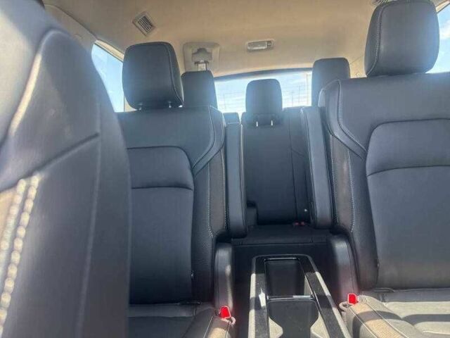 Белый Ниссан Патфайндер, объемом двигателя 3.5 л и пробегом 22 тыс. км за 10500 $, фото 10 на Automoto.ua