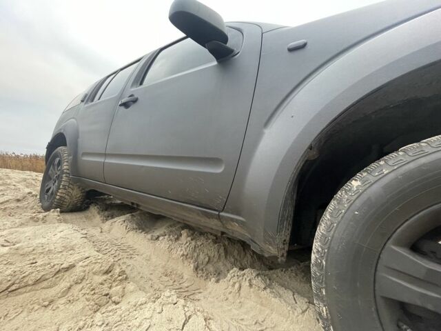 Чорний Ніссан Патфайндер, об'ємом двигуна 2.5 л та пробігом 250 тис. км за 5500 $, фото 7 на Automoto.ua