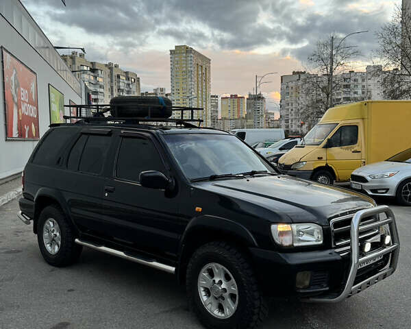 Черный Ниссан Патфайндер, объемом двигателя 3.3 л и пробегом 465 тыс. км за 5999 $, фото 4 на Automoto.ua