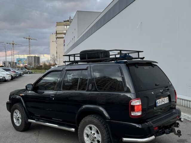 Чорний Ніссан Патфайндер, об'ємом двигуна 3.3 л та пробігом 465 тис. км за 5600 $, фото 2 на Automoto.ua