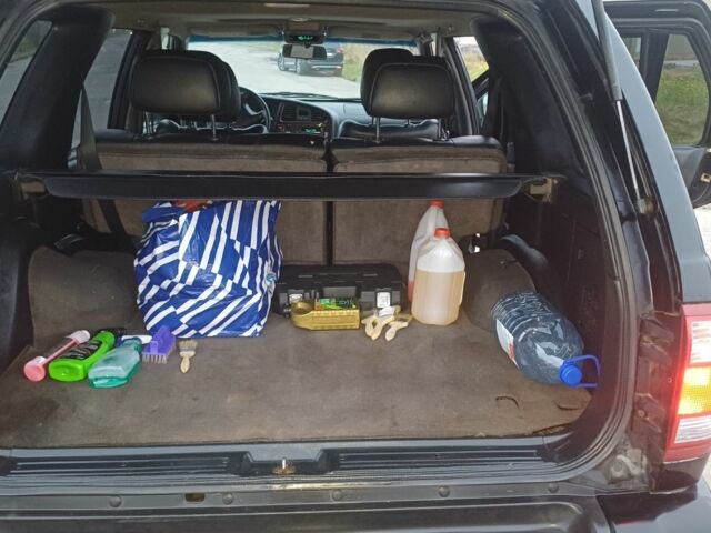 Черный Ниссан Патфайндер, объемом двигателя 3.5 л и пробегом 286 тыс. км за 4637 $, фото 12 на Automoto.ua