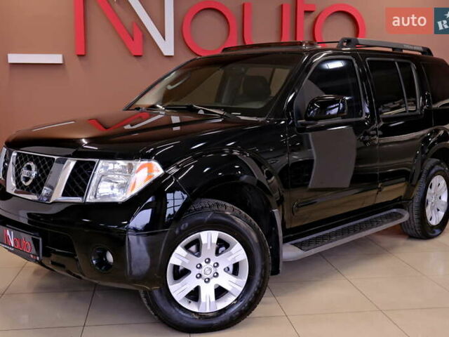 Черный Ниссан Патфайндер, объемом двигателя 3.95 л и пробегом 258 тыс. км за 8900 $, фото 9 на Automoto.ua