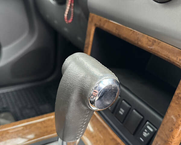 Черный Ниссан Патфайндер, объемом двигателя 4 л и пробегом 183 тыс. км за 9400 $, фото 19 на Automoto.ua