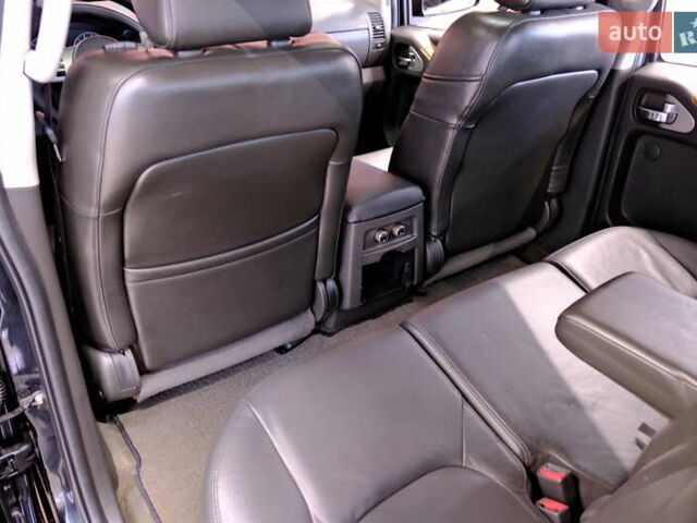 Черный Ниссан Патфайндер, объемом двигателя 3.95 л и пробегом 258 тыс. км за 8900 $, фото 33 на Automoto.ua