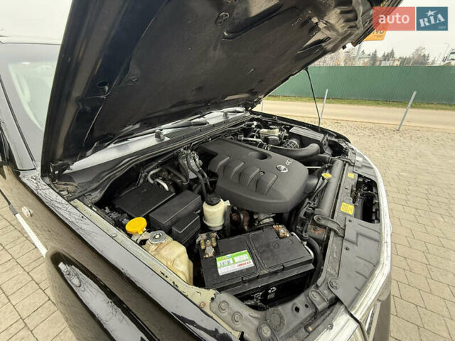 Чорний Ніссан Патфайндер, об'ємом двигуна 2.5 л та пробігом 182 тис. км за 11500 $, фото 66 на Automoto.ua