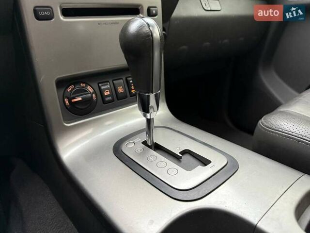 Черный Ниссан Патфайндер, объемом двигателя 2.49 л и пробегом 178 тыс. км за 13500 $, фото 20 на Automoto.ua