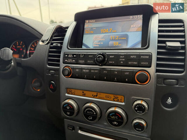 Чорний Ніссан Патфайндер, об'ємом двигуна 2.5 л та пробігом 182 тис. км за 11500 $, фото 50 на Automoto.ua