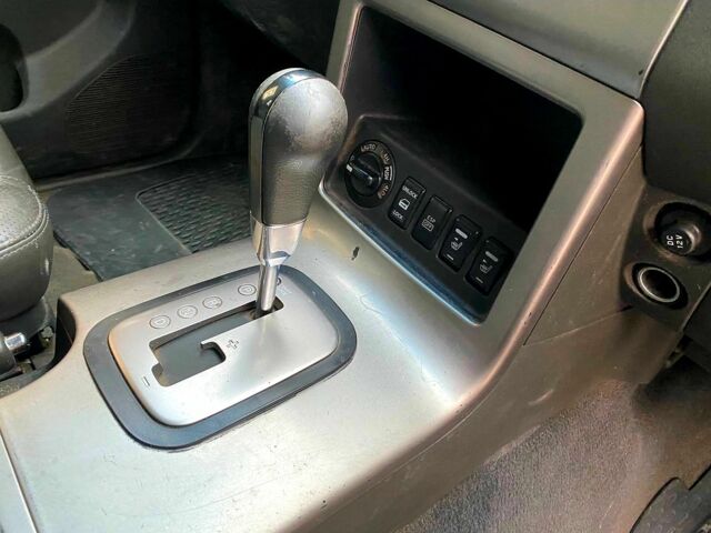 Чорний Ніссан Патфайндер, об'ємом двигуна 2.5 л та пробігом 300 тис. км за 4850 $, фото 11 на Automoto.ua