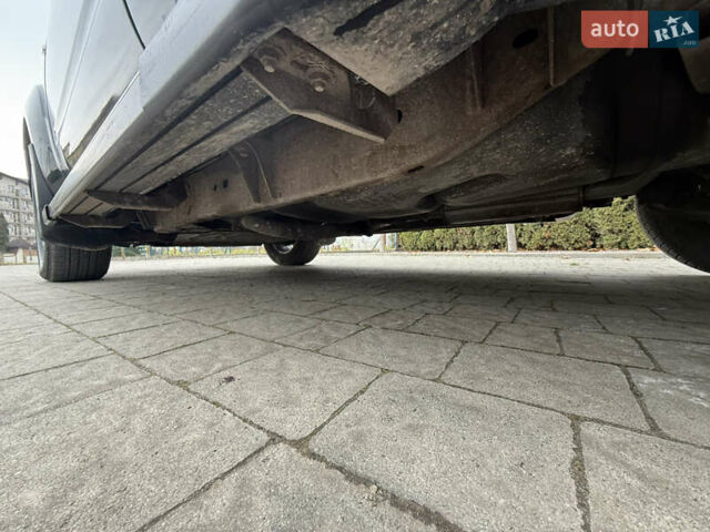 Чорний Ніссан Патфайндер, об'ємом двигуна 2.5 л та пробігом 182 тис. км за 11500 $, фото 60 на Automoto.ua