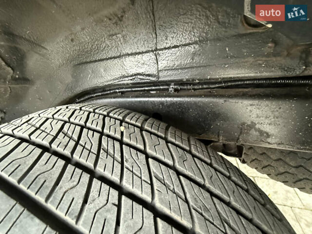 Чорний Ніссан Патфайндер, об'ємом двигуна 2.5 л та пробігом 182 тис. км за 11500 $, фото 58 на Automoto.ua