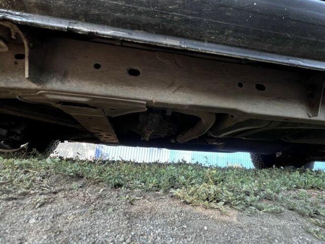 Чорний Ніссан Патфайндер, об'ємом двигуна 2.5 л та пробігом 350 тис. км за 4000 $, фото 8 на Automoto.ua